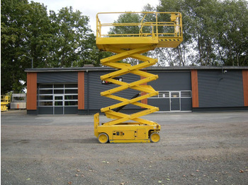 Camión con plataforma elevadora JLG
