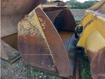 Cazo KOMATSU