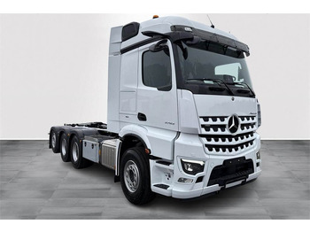 Leasing de  Mercedes-Benz AROCS 3253 8x4 Koukkuauto Mercedes-Benz AROCS 3253 8x4 Koukkuauto: foto 3