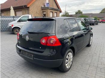 Sedan Volkswagen Golf V Lim. Tour 1.4i: foto 2