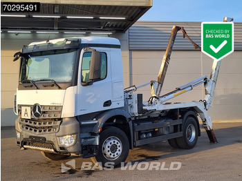 Camión portacontenedor de cadenas MERCEDES-BENZ Arocs 1840