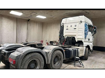 Cabeza tractora MAN TGX 33.480: foto 4