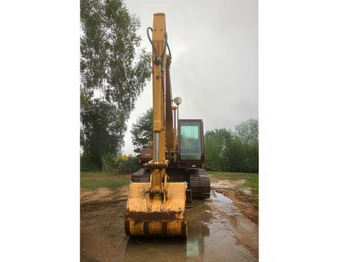 Excavadora de cadenas CASE