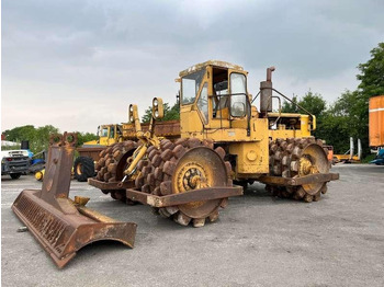 Leasing de Caterpillar 825 + porte engins Caterpillar 825 + porte engins: foto 1