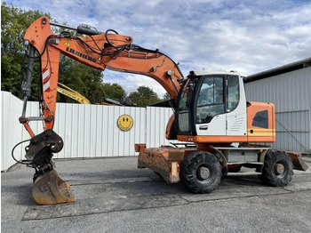 Excavadora de ruedas LIEBHERR A 918