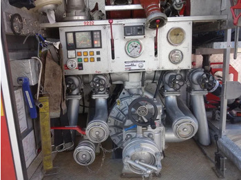 Camión de bomberos MAN 15 224-with winch 2500liter tank manual gearbox ,ziegler pomp: foto 4