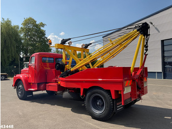 Grua de remolque autos SCANIA