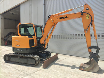 Miniexcavadora HYUNDAI R60CR-9A: foto 3