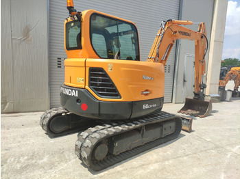 Miniexcavadora HYUNDAI R60CR-9A: foto 4