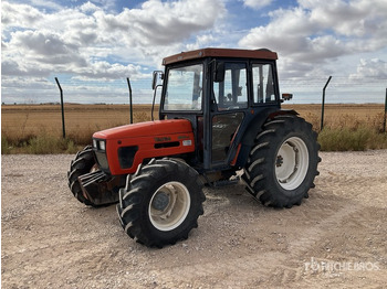 Tractor VALTRA