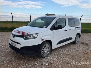 Minibús TOYOTA Proace