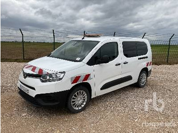 Coche TOYOTA