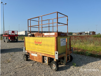 Plataforma de tijeras 1997 Bianchin SC100 Electric (Inoperable) Scissor Lift: foto 3