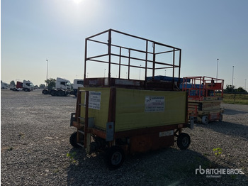 Plataforma de tijeras 1997 Bianchin SC100 Electric (Inoperable) Scissor Lift: foto 4