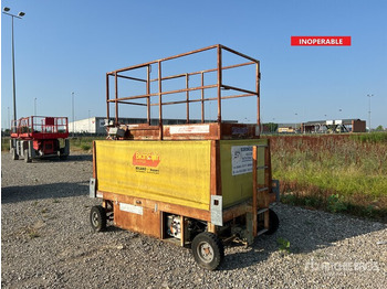 Plataforma de tijeras 1997 Bianchin SC100 Electric (Inoperable) Scissor Lift: foto 2
