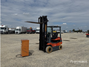 Carretilla elevadora eléctrica TOYOTA