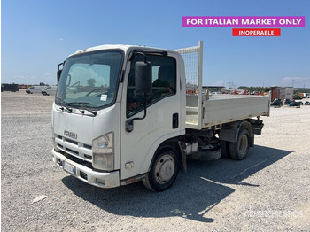 Desbrozadora de martillos/ Trituradora 2011 Isuzu NLR 85 (Inoperable) S/A Dump Truck: foto 2