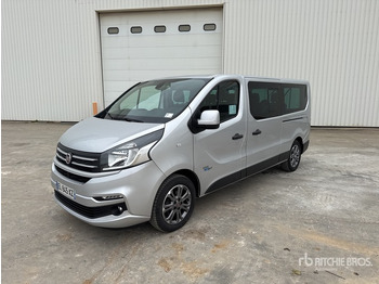 Furgoneta de pasajeros FIAT Talento