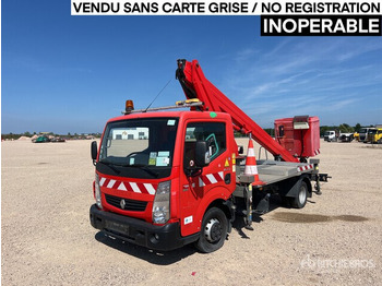 Camión con plataforma elevadora RENAULT Maxity 130