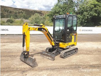 Miniexcavadora JCB 16C-1