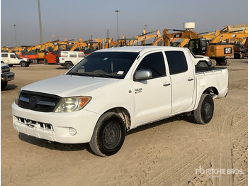 Pick-up 2008 Toyota Hilux 4x2 Crew Cab Pickup: foto 2