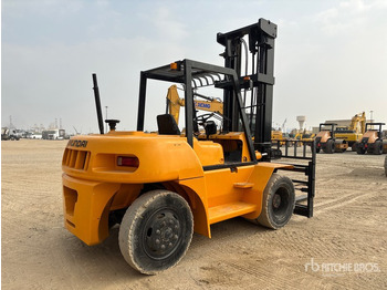 Carretilla elevadora diésel Hyundai HDF80-III Forklift: foto 3 Carretilla elevadora diésel Hyundai HDF80-III Forklift: foto 3