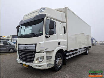 Camión caja cerrada DAF CF 370