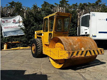 Compactador BOMAG