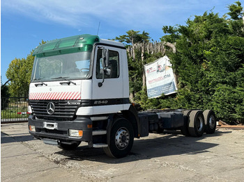 Camión chasis Mercedes-Benz ACTROS 2540 V6 6X2 Chassis Spring/Air EPS 3 Pedal: foto 2