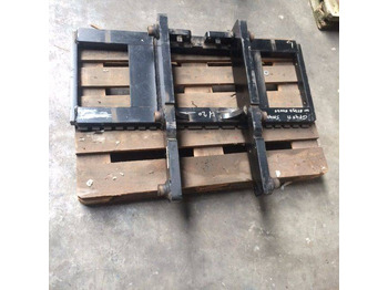 Implemento CATERPILLAR