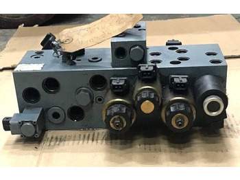 Válvula hidráulica para Equipo de manutención Control valve for Jungheinrich ETV 216: foto 4 Válvula hidráulica para Equipo de manutención Control valve for Jungheinrich ETV 216: foto 4