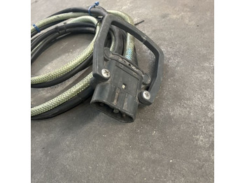 Sistema eléctrico para Equipo de manutención Hawker E 24V/80A+EU: foto 4
