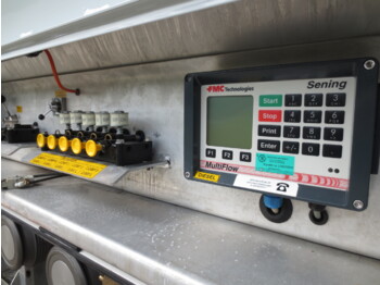 Camión cisterna Renault Lander: foto 2 Camión cisterna Renault Lander: foto 2