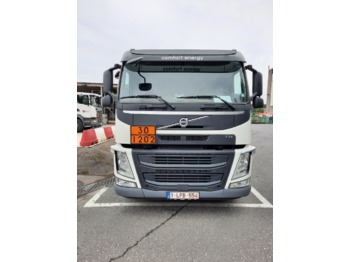 Camión cisterna Volvo FM: foto 4