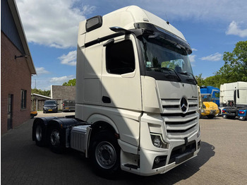 Cabeza tractora Mercedes-Benz Actros 2545 6X2 Gigaspace Gestuurde voorloopas NL Truck 327.240KM: foto 2