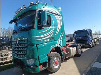 Cabeza tractora MERCEDES-BENZ Arocs