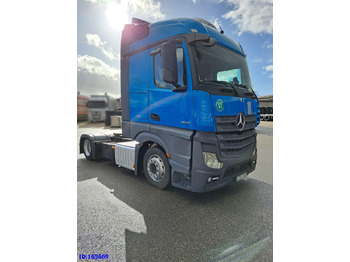 Cabeza tractora MERCEDES-BENZ Actros 1842
