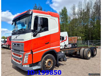 Camión chasis VOLVO FH13 540