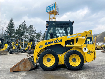 Minicargadora KOMATSU SK714