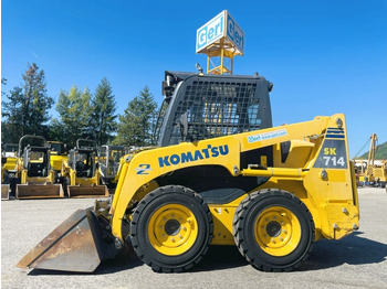 Minicargadora KOMATSU SK714