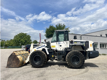 Cargadora de ruedas KOMATSU WA320