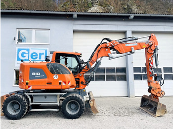 Excavadora de ruedas Liebherr A910 Compact (3973): foto 2