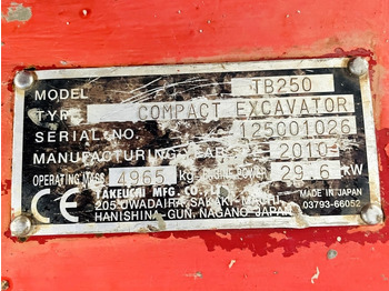Miniexcavadora Takeuchi TB250 (3990): foto 3
