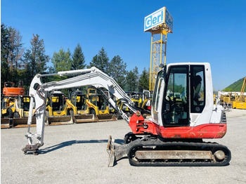 Miniexcavadora TAKEUCHI
