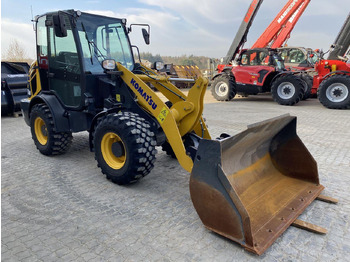 Cargadora articulada Komatsu WA70M-8EO: foto 5