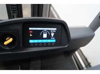 Carretilla elevadora eléctrica Jungheinrich EFG320: foto 4