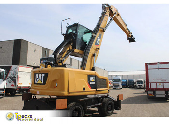 Manipulador de materiales CATERPILLAR MH3022