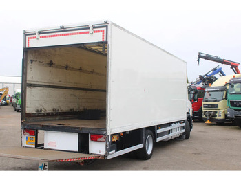 Foto del interior 1: Camión caja cerrada Scania P230 + LIFT + EURO 5