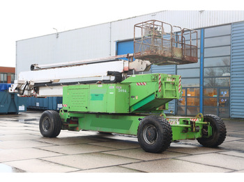 Plataforma articulada JLG