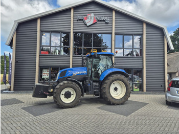 Tractor NEW HOLLAND T7